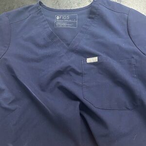 Bundle two figs Catarina scrub tops navy blue size small